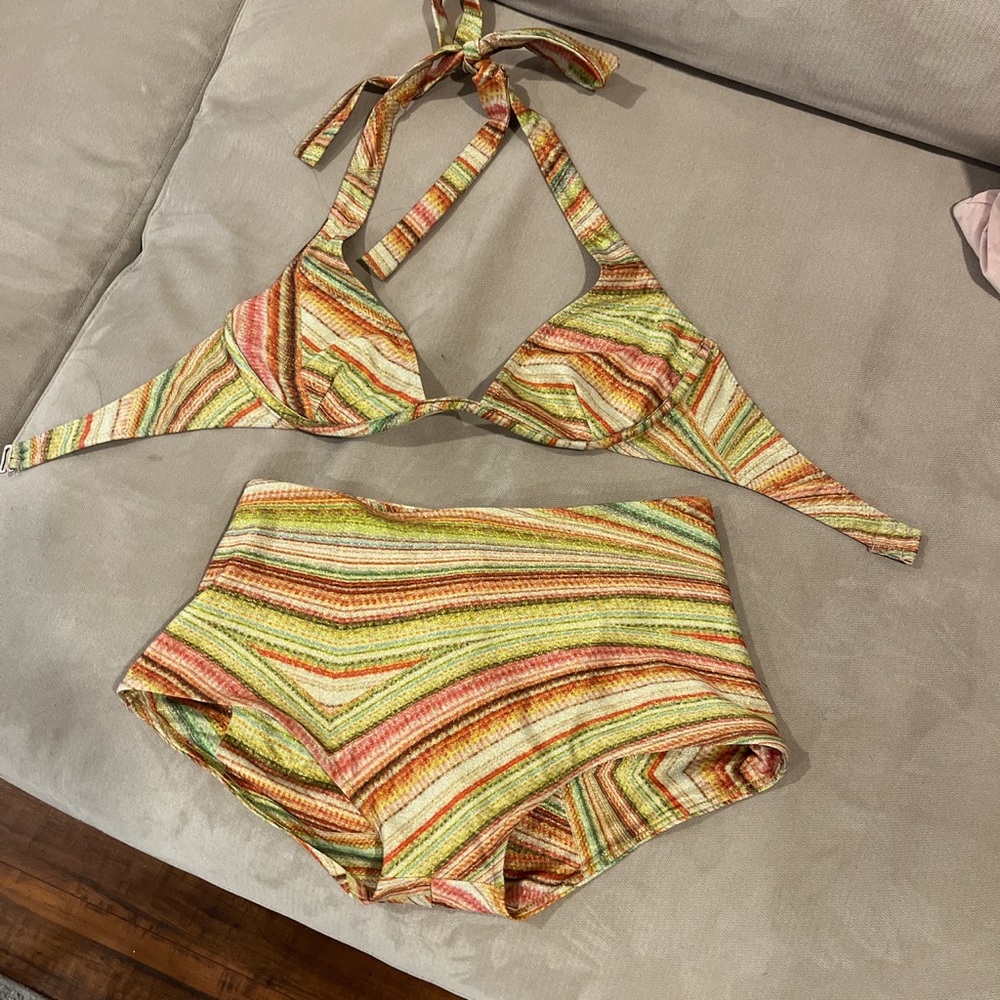 Brand new never worn Frankies Bikinis Hailee Steinfeld collab